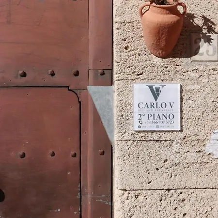 Carlo V *