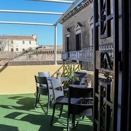 Carlo V Bed & Breakfast