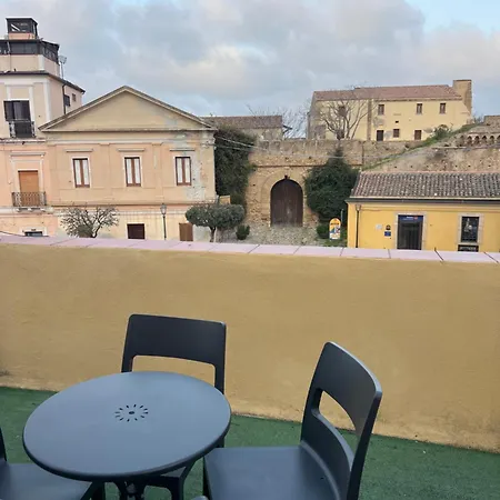 Carlo V Bed & Breakfast Crotone