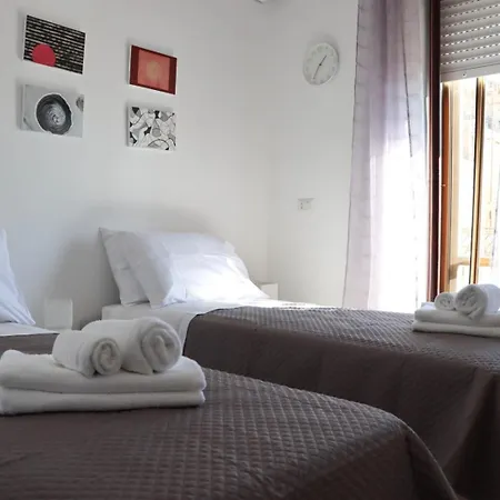 Frühstückspension Carlo V Crotone