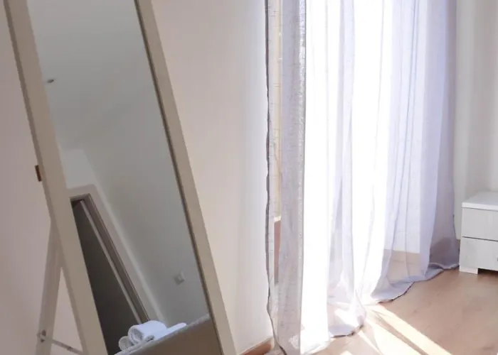 Alojamento de Acomodação e Pequeno-almoço Carlo V Crotone